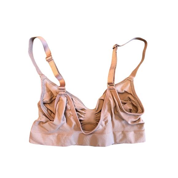 SKIMS Seamless Sculpt Bralette Nude, S/M, New Without Tag - Picture 3 of 6